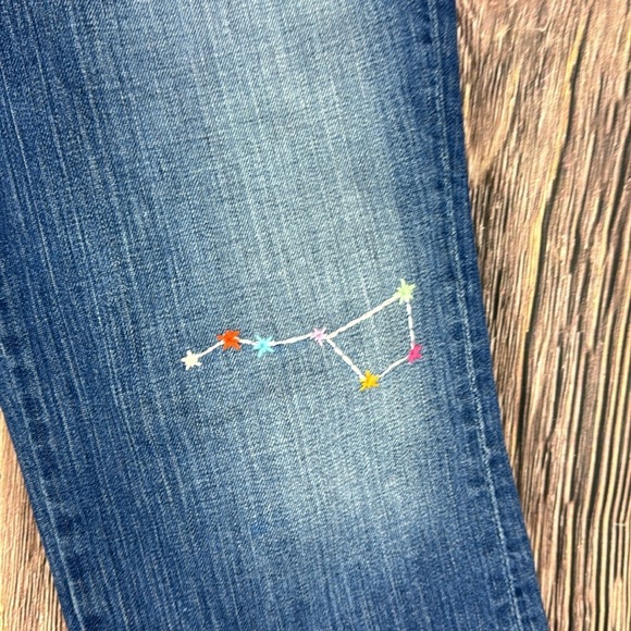 Statement Jeans - Picture 4 of 15